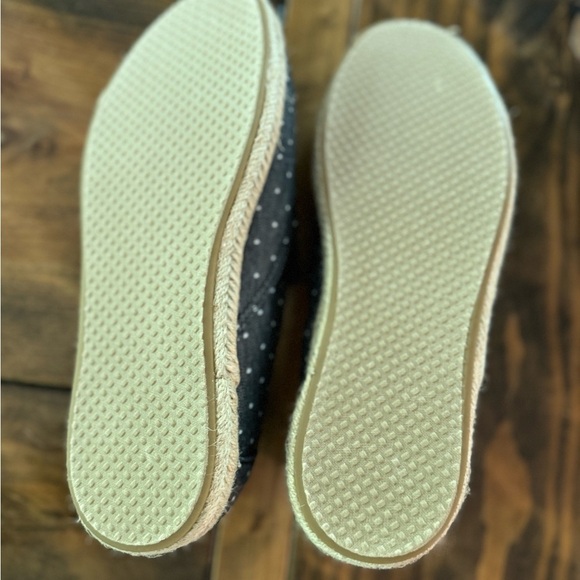 NWOT Tom’s Women's Alpargate Rope in black dot chambray. Size7.5 - Picture 4 of 4